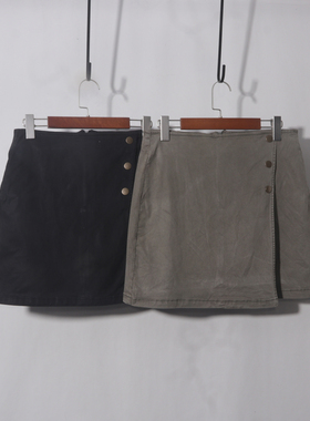 27 50285 B+装饰扣短裙