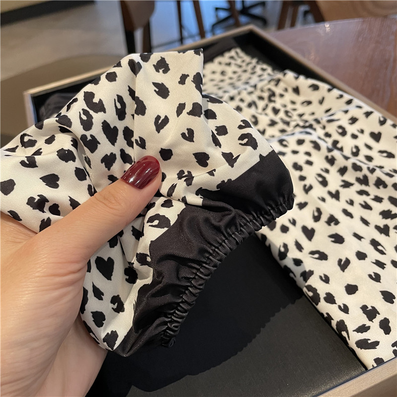 SUNSCREEN SLEEVE SLEEVE WOMENS SUMMER SMALL SPOT ICE SILK GLOVES ANTI-ULTRAVIOLET ARM SLEEVE RIDING DRIVING ARM GUARD SLEEVE