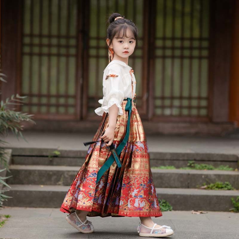 本格出品薄春夏女童织金汉服图片