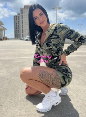 军绿迷彩健身服蜜桃臀套装