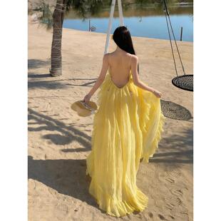 三亚绝美拍照长裙海边度假黄色大裙摆露背连衣裙性感沙滩裙氛围感