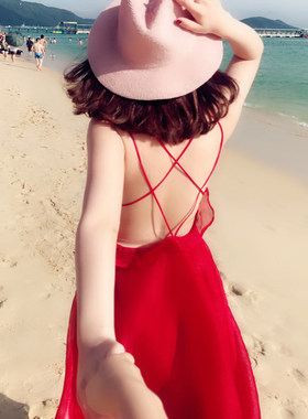 性感露背沙滩裙夏2021新款马尔代夫海边度假显瘦吊带连衣裙短裙女