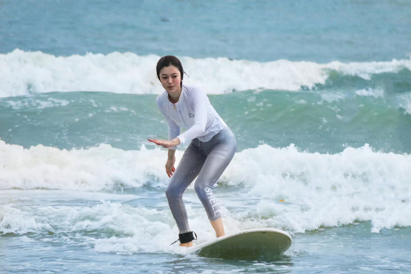 三亚蜈支洲岛后海0基础成人儿童冲浪体验
