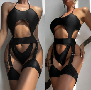 热卖 泳装 黑色镂空性感连体泳衣挂脖露背比基尼女士显瘦一体式 新款