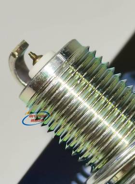 NGK铱金火花塞BPR7EIX适用BP7ES BR7ES F7TC 淑女两冲KTM250 300