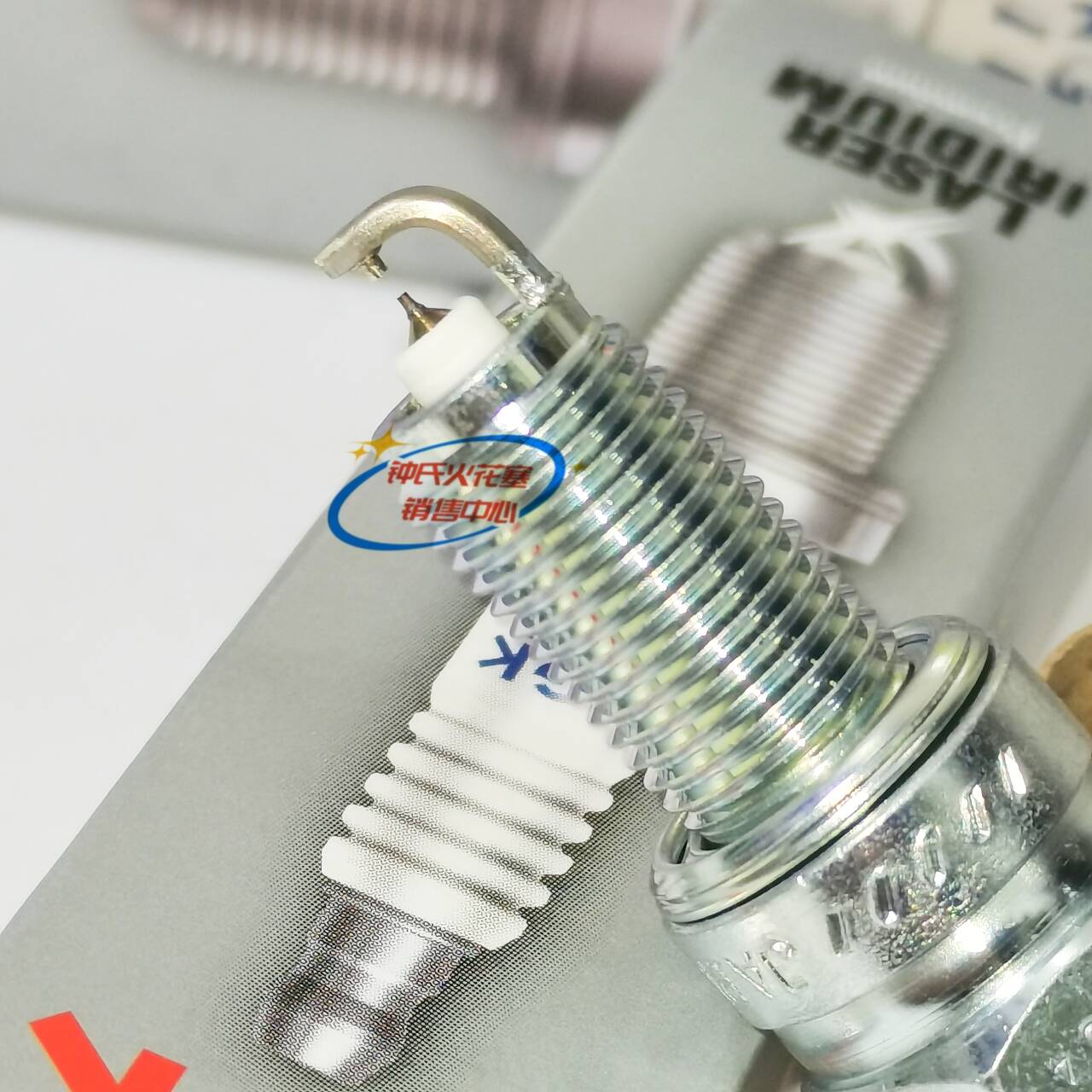 NGK双铱金火花塞DIMR8C10适用CPR8EB-9铃木450A MR7F 6R10哈雷750