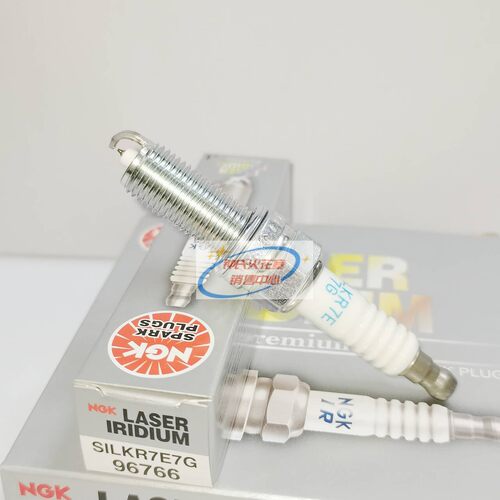 NGK铱铂金火花塞 SILKR7E7G 96766 适用于哈弗H7 H9 VV7 2.0T