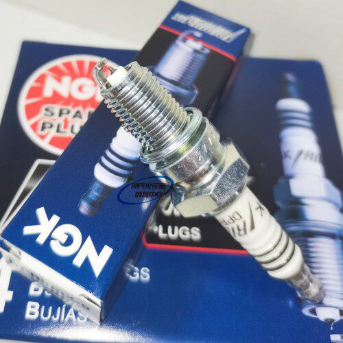 适用川崎GPZ550 Z550/FX 500SS EN500 ER-5 KLE500铱金NGK火花塞