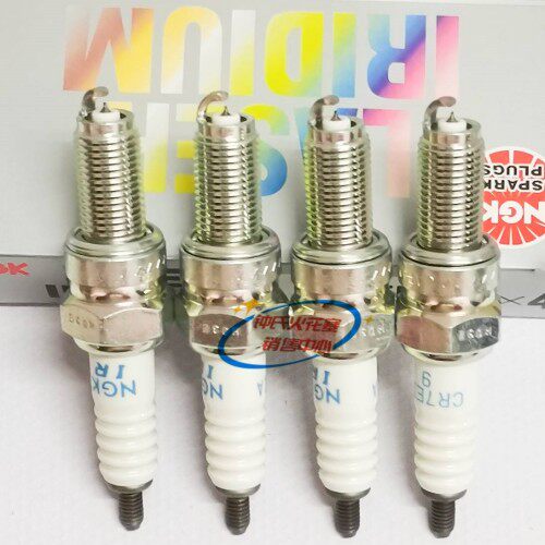 竞技NGK铱金火花塞CR7EIA-9赛艇400CR7E CR6E B7RTC B7TCCPR7EA-9