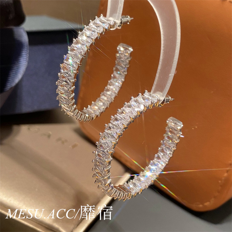 欧美时尚微镶圆形超闪锆石耳圈