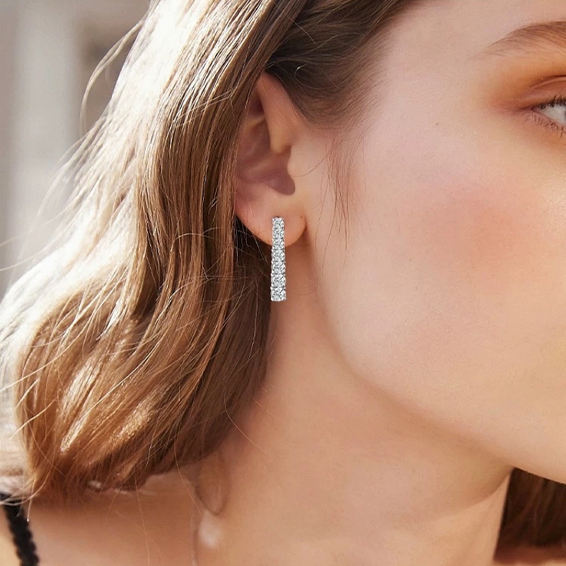 时尚百搭简约短款中性风耳环高亮钻排钻渐变耳钉银饰耳坠耳线耳饰
