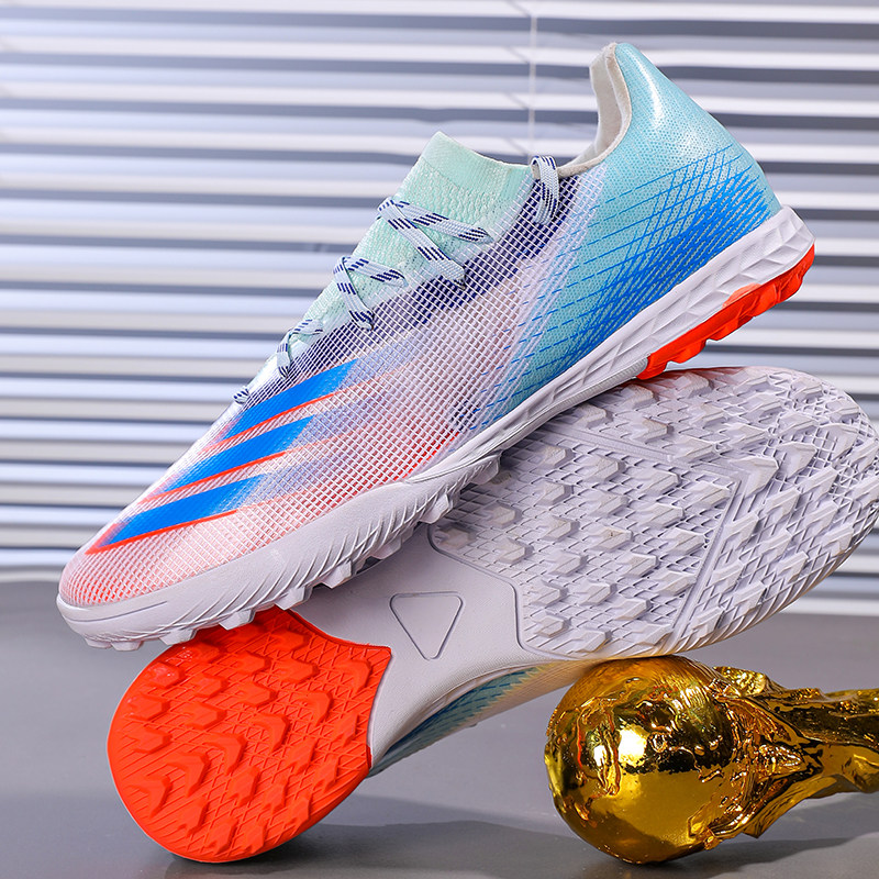 足球鞋专业运动训练比赛