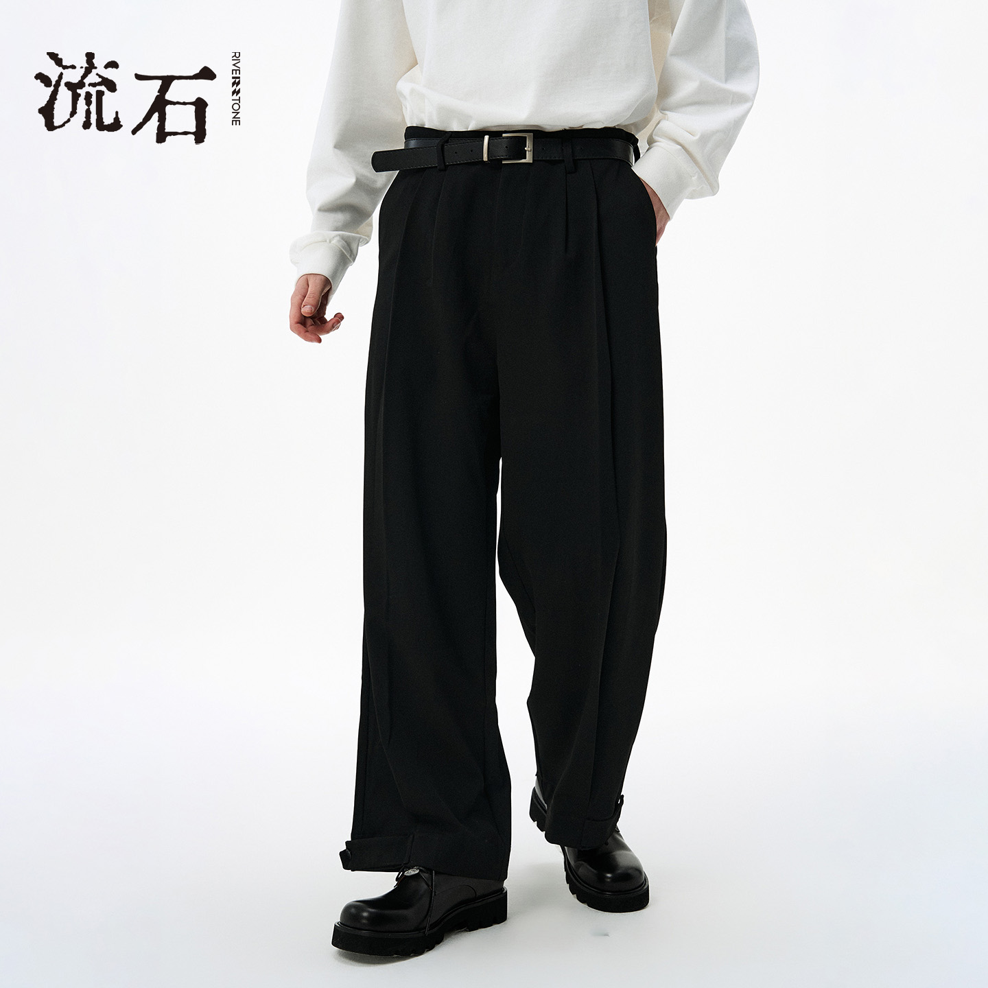 RS流石男装简约时尚宽松休闲裤