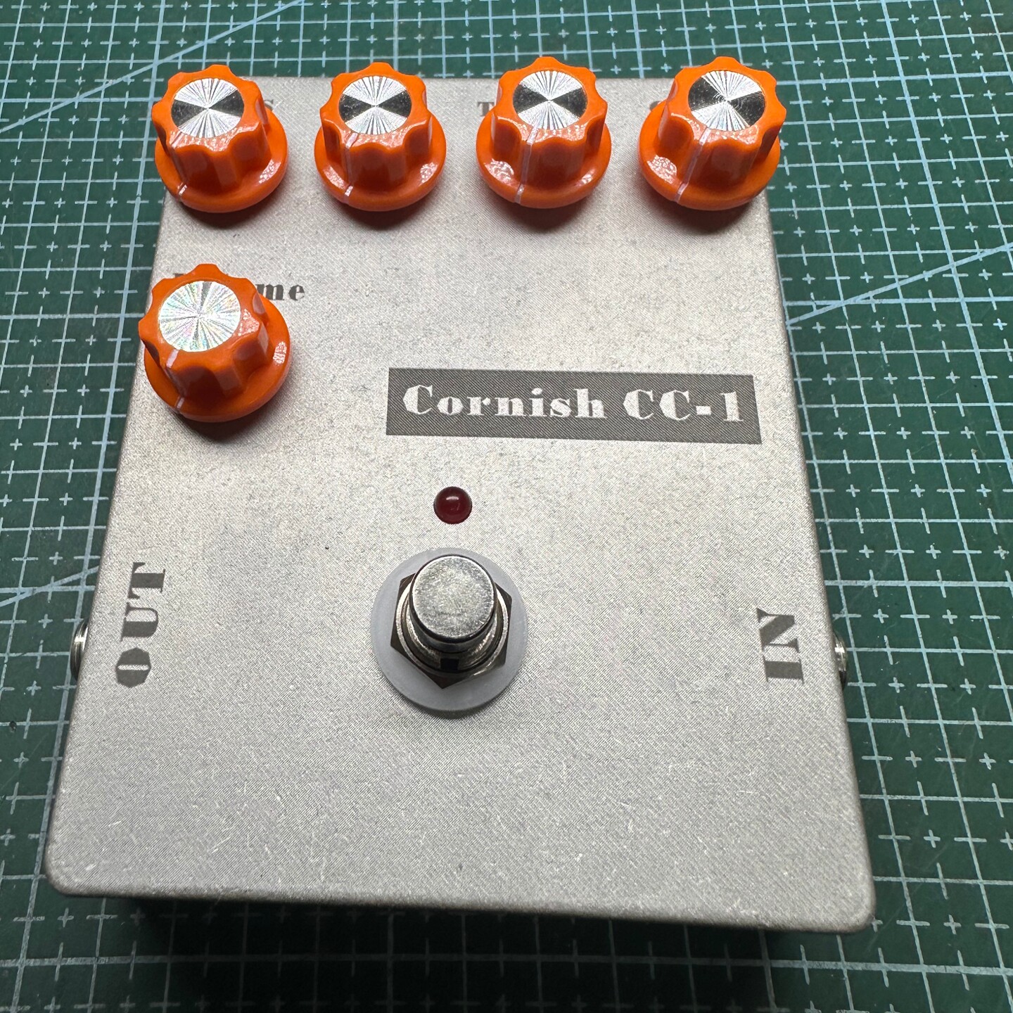 复刻Cornish CC-1过载单块效果器DIY套件散件成品失真带3段均衡