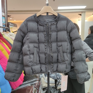 9921秋冬女圆领长袖 羽绒服外套宽松木耳边上衣专柜品质 短款