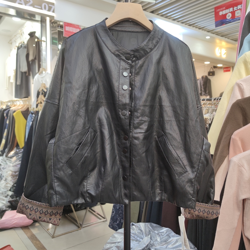 8813秋冬新款女圆领长袖蛋白皮衣羽绒服外套宽松保暖上衣专柜品质