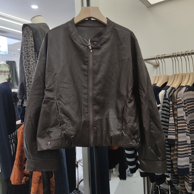 25099休闲设计感简约圆领长袖皮衣短外套女秋季显瘦夹克宽松拉链