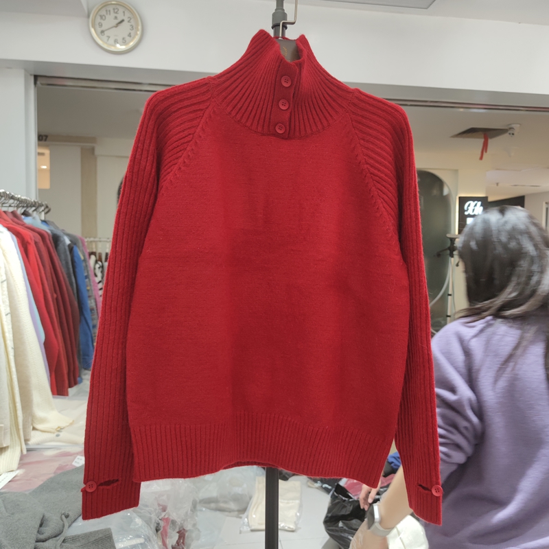60086秋冬新款女高领长袖针织衫毛衣宽松打底衫三粒扣专柜品质