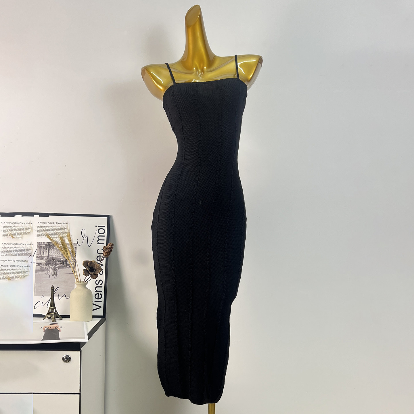 性感黑色针织吊带连衣裙女夏季新款气质修身显瘦露背包臀裙长裙子