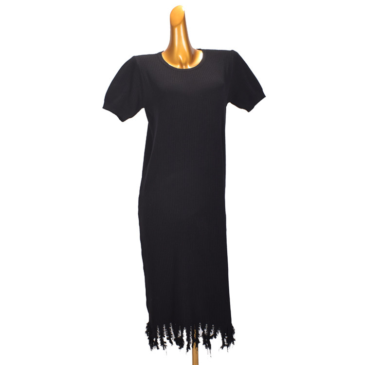 2025年甜美春款黑色短袖针织连衣裙女宽松休闲遮肚子显瘦流苏长裙
