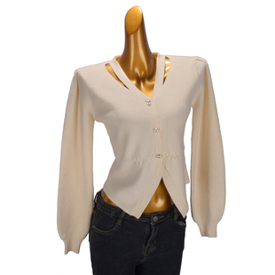 时尚别致镂空套头针织衫女装春秋新款设计感小众修身收腰短款上衣