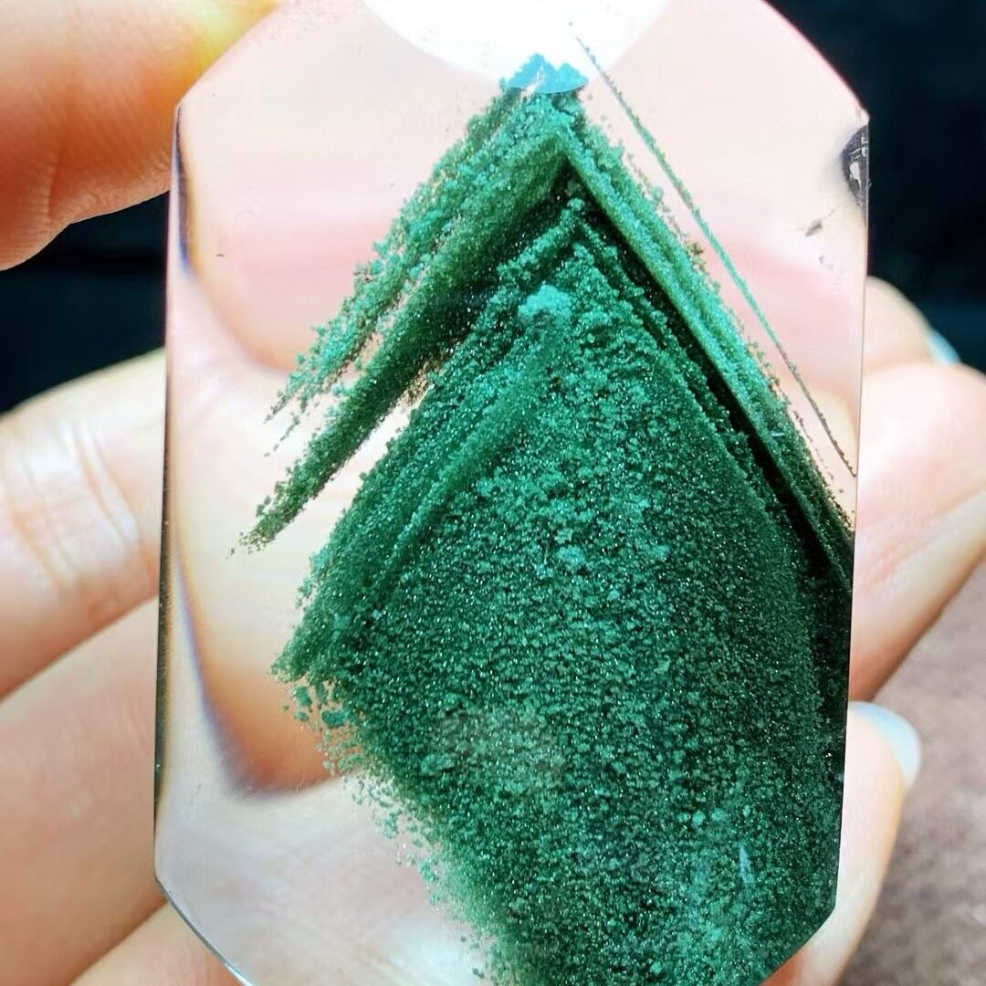 魅晶天然水晶晶体通透巴西千层绿幽灵金字塔无事牌吊坠