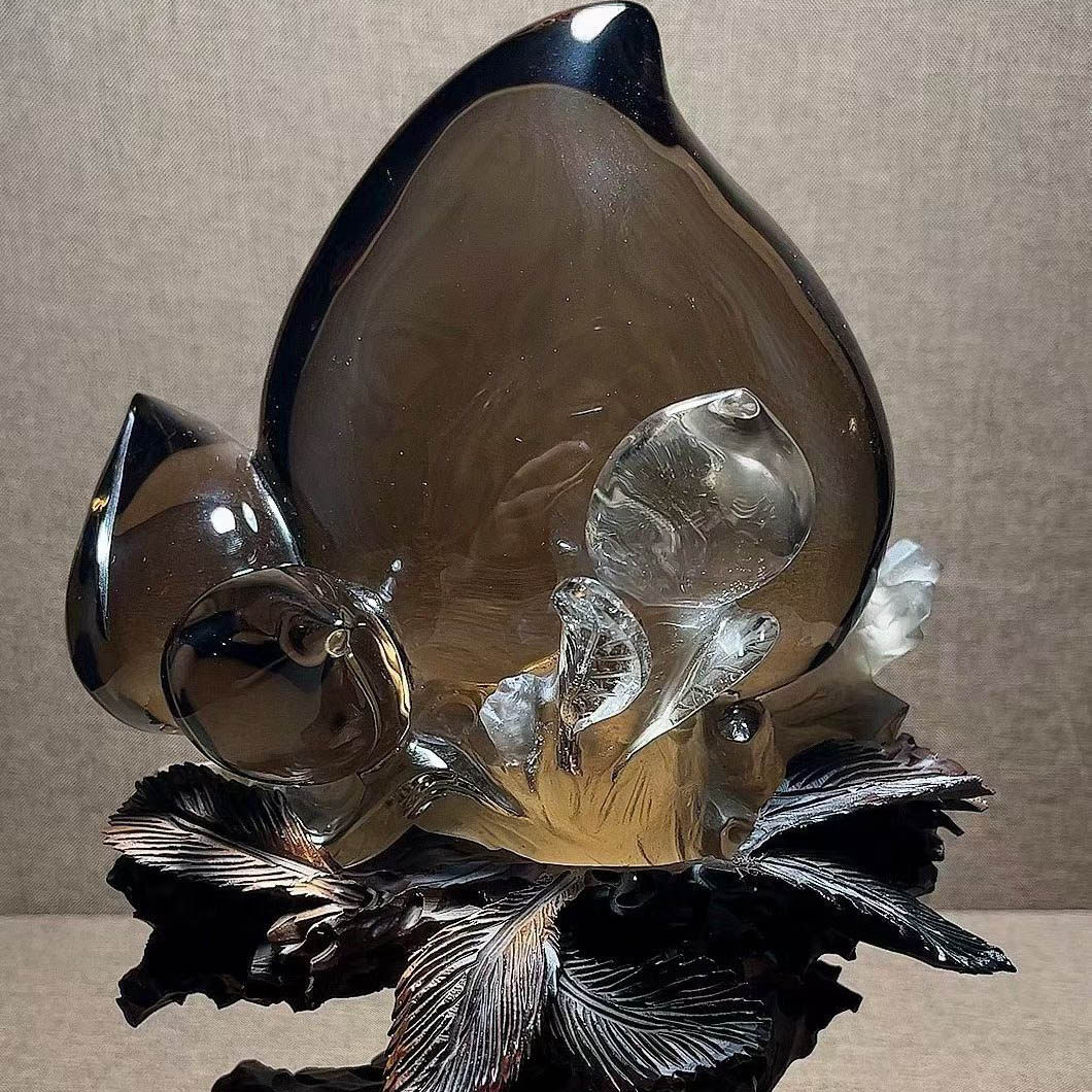 魅晶天然水晶晶体通透茶水晶寿桃摆件