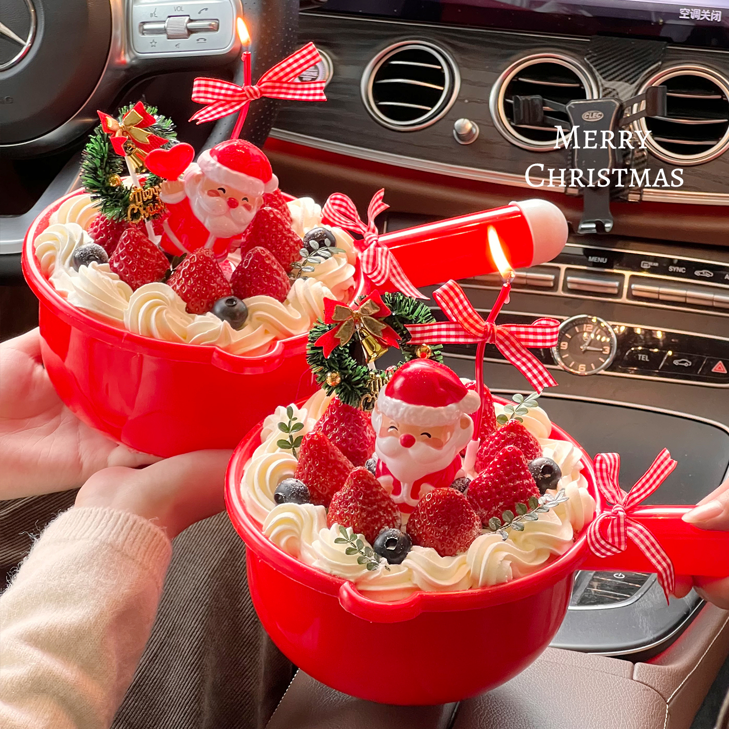 2025网红圣诞节水瓢草莓桶蛋糕装饰红色水勺水舀圣诞老人草圈插件