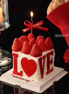 2026情人节草莓蛋糕装饰红色love亚克力插牌520情侣告白装扮插件