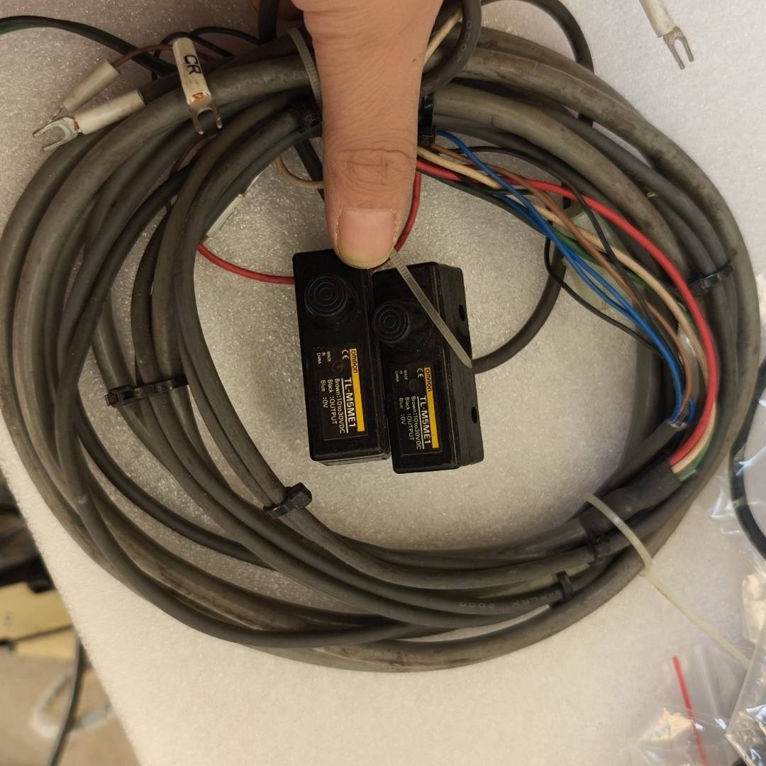 议价OMRON 接近开关TL-M2ME2  2个共220元包邮(