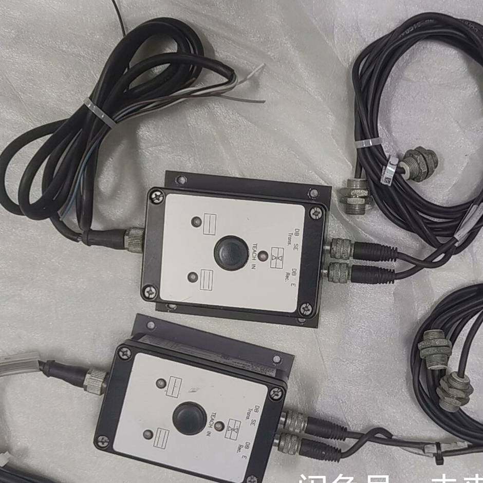 议价Leuze劳易测双张传感器 VDB112B/6P  实物拍摄