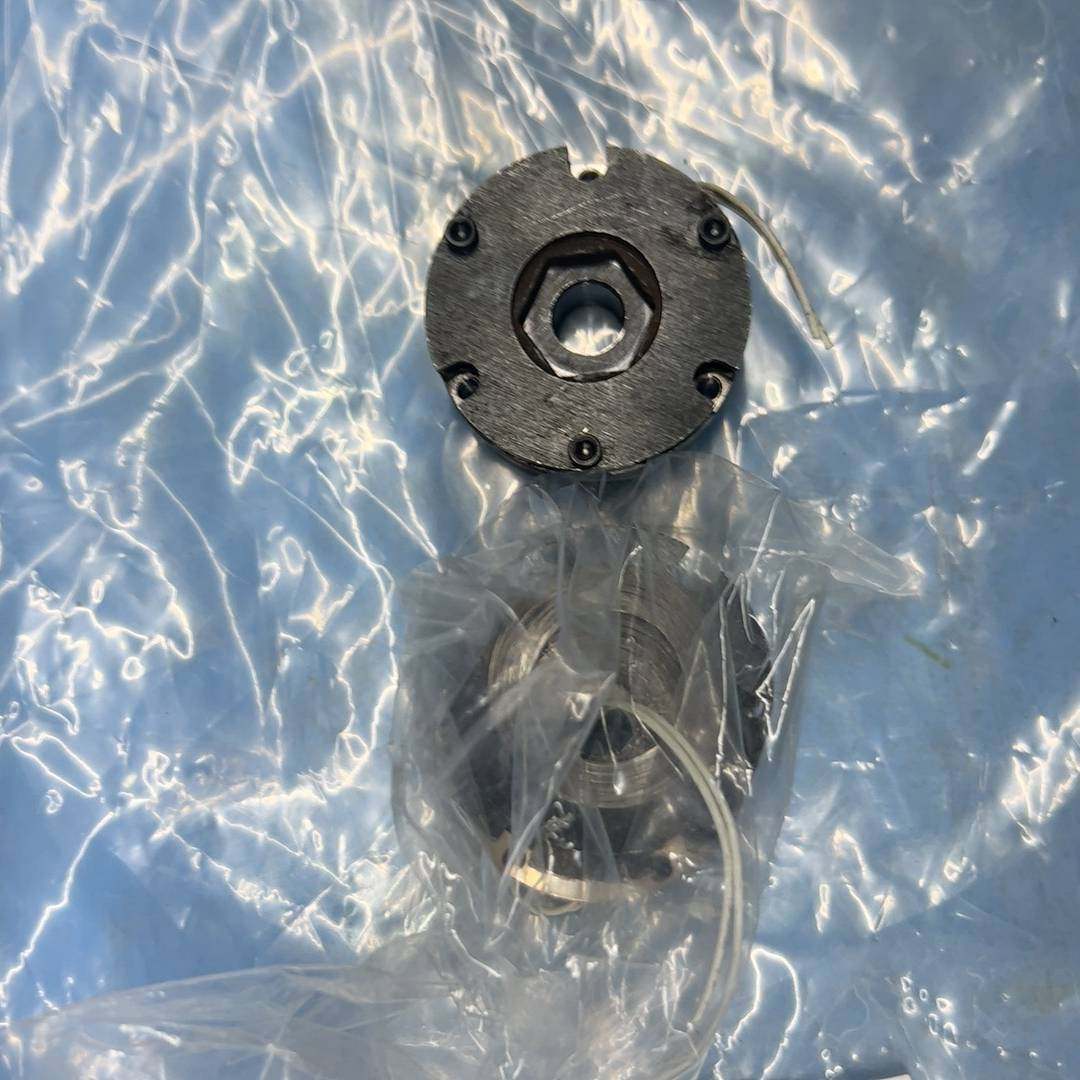 议价EFSB-3-4-24V 图片打包出，两个个拆散了，