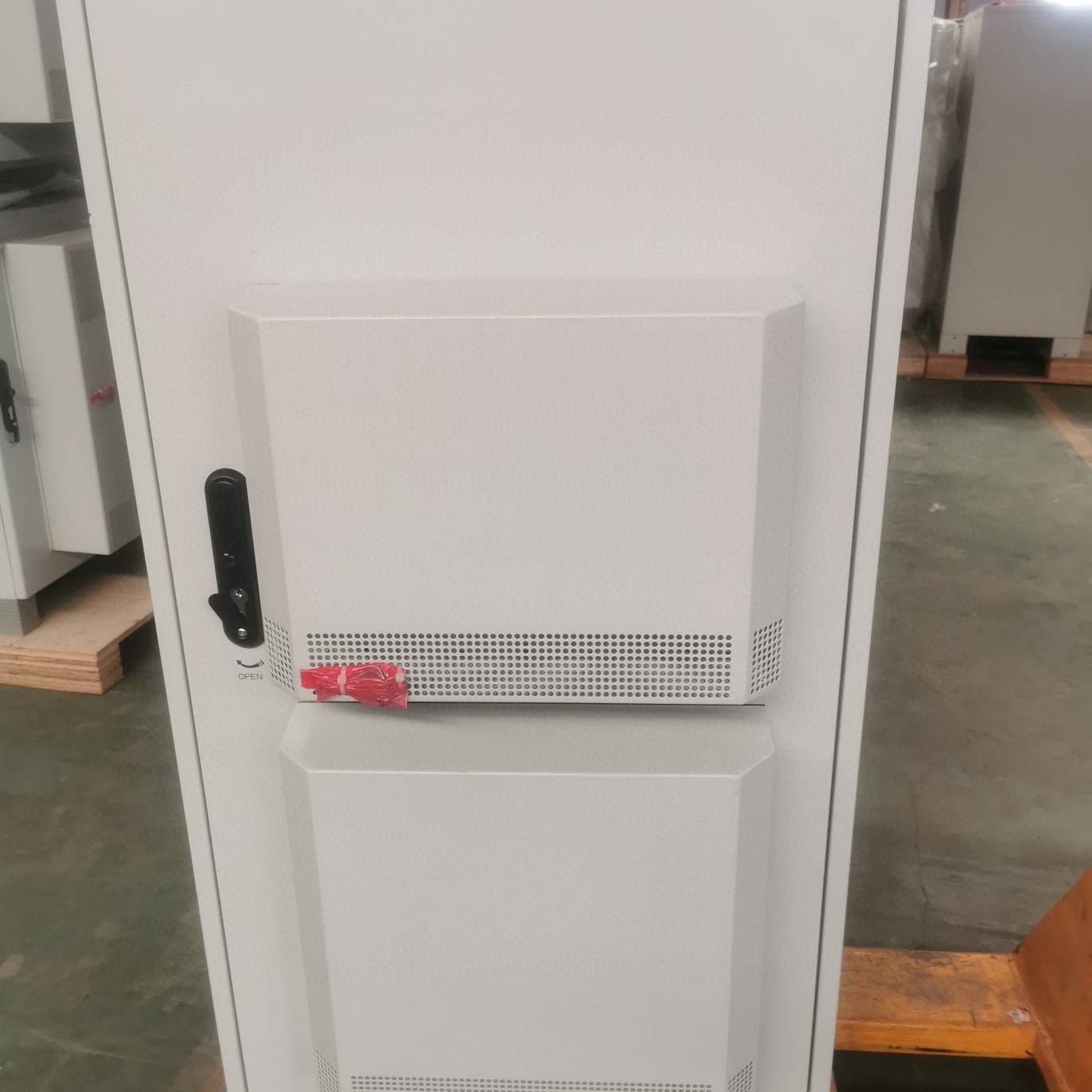 议价华为TP48200A室外柜，尺寸600/600/1300MM