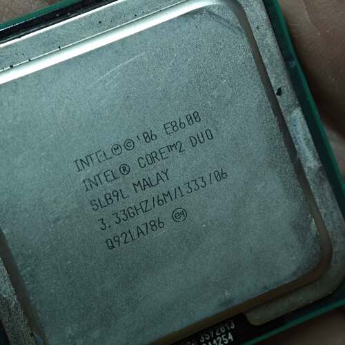议价E8600 CPU INTEL 3.33GHZ.