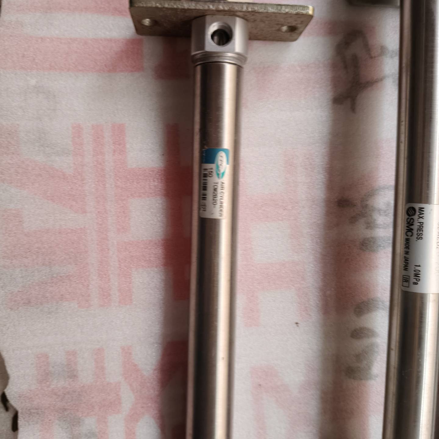 议价TPC气缸TCM2B20-150，。拆机件，成色如图