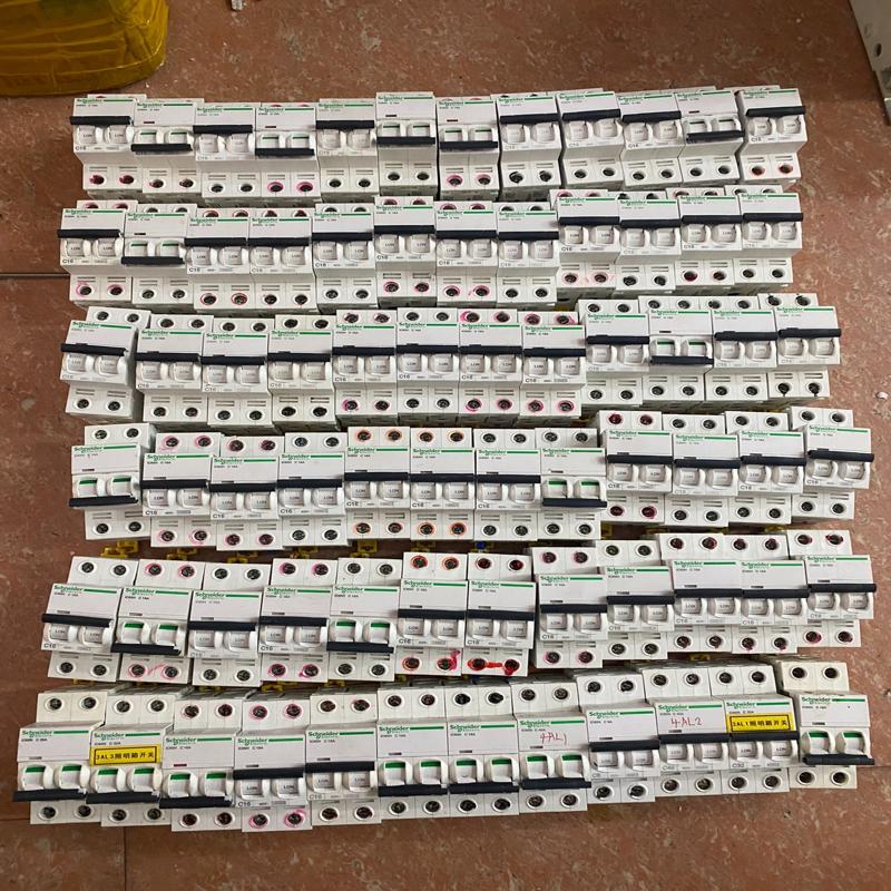 议价德2P空开，IS65H，C16A，成色如图，功能正常，数