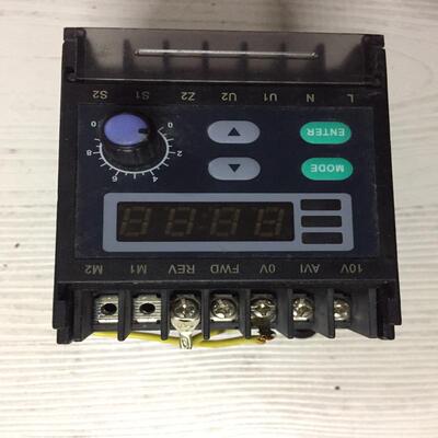 议价精研SK200E电机调速器可以控制6一200W的电机外置