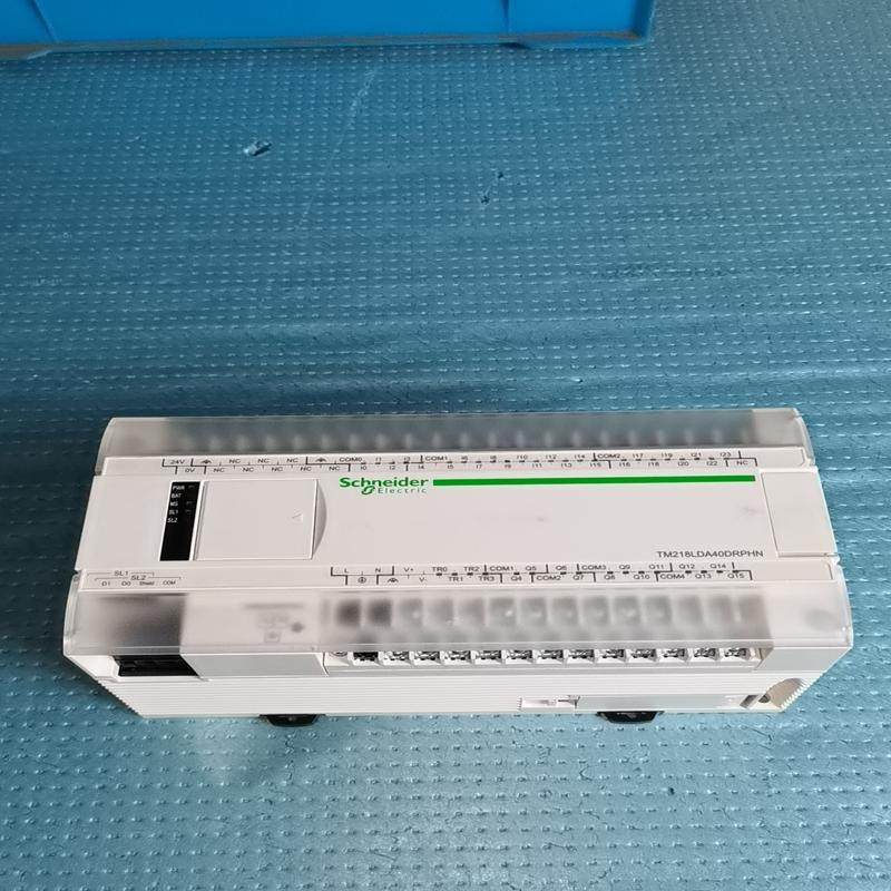 议价德PLC TM218LDA40DRPHN 4个外观完好，