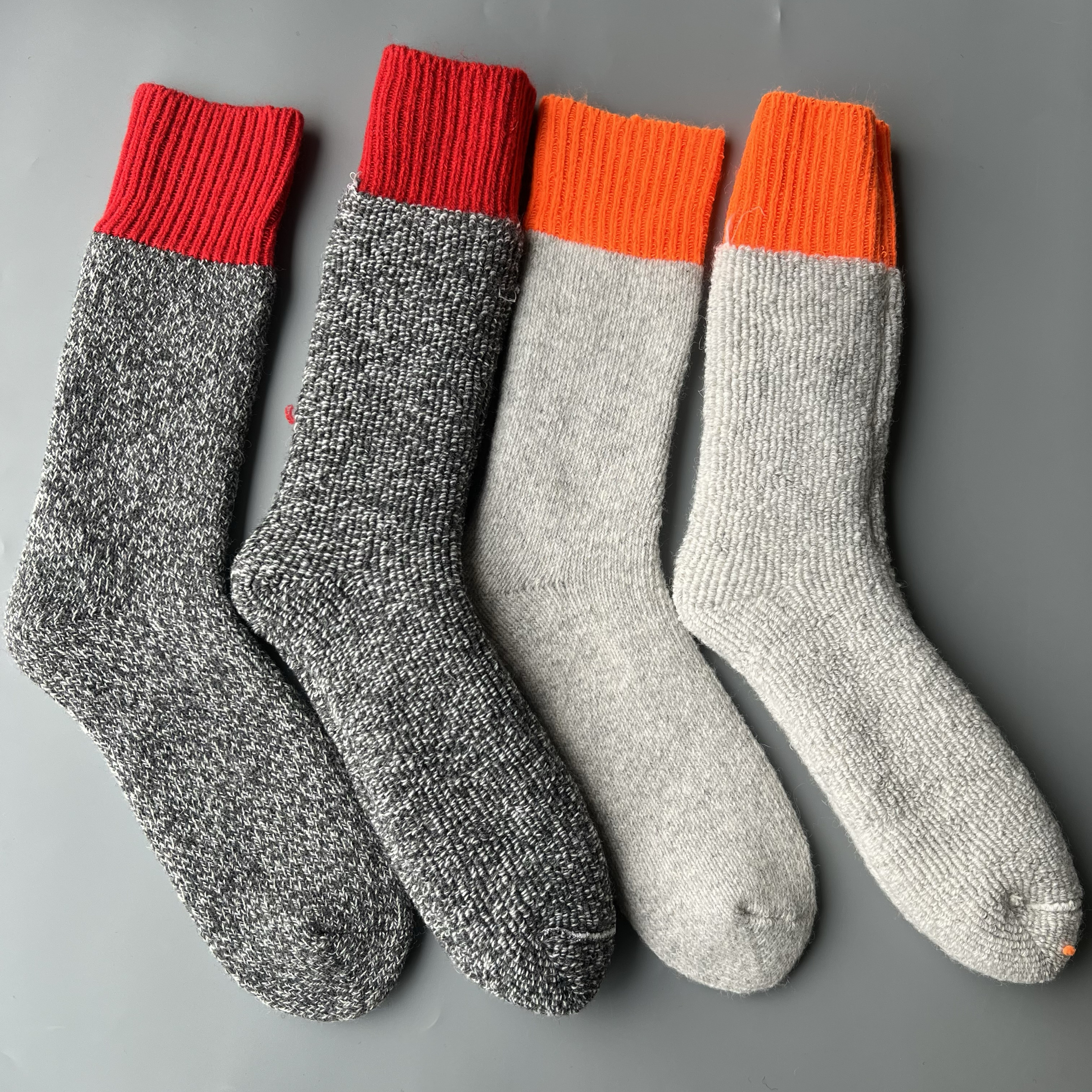 80羊毛瑕疵款舒适柔软不扎东北全身加厚保暖男女高筒素色运动袜子