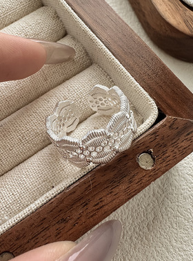 S925纯银镂空蕾丝花边小众戒指女布宫廷风百搭气质法式开口食指戒