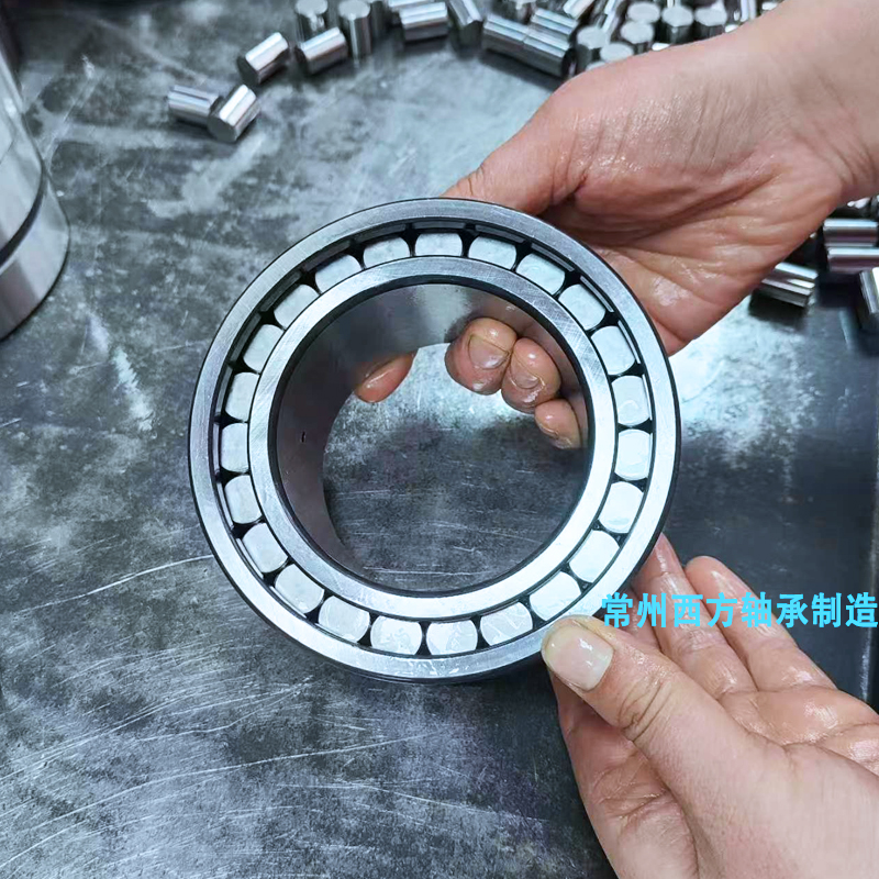 圆柱滚子轴承NCF202 203 204 205 206 207 208 209 210 211 212V