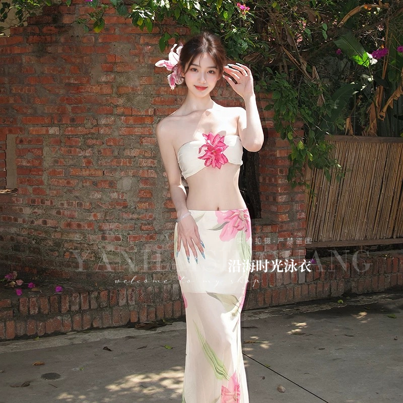 泳衣女分体花朵纯欲比基尼三件套小胸聚拢显瘦遮肚度假风温泉泳装