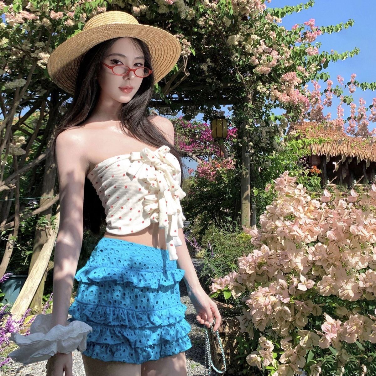 泳衣女抹胸波点分体蛋糕裙式比基尼三件套显瘦度假风温泉沙滩性感