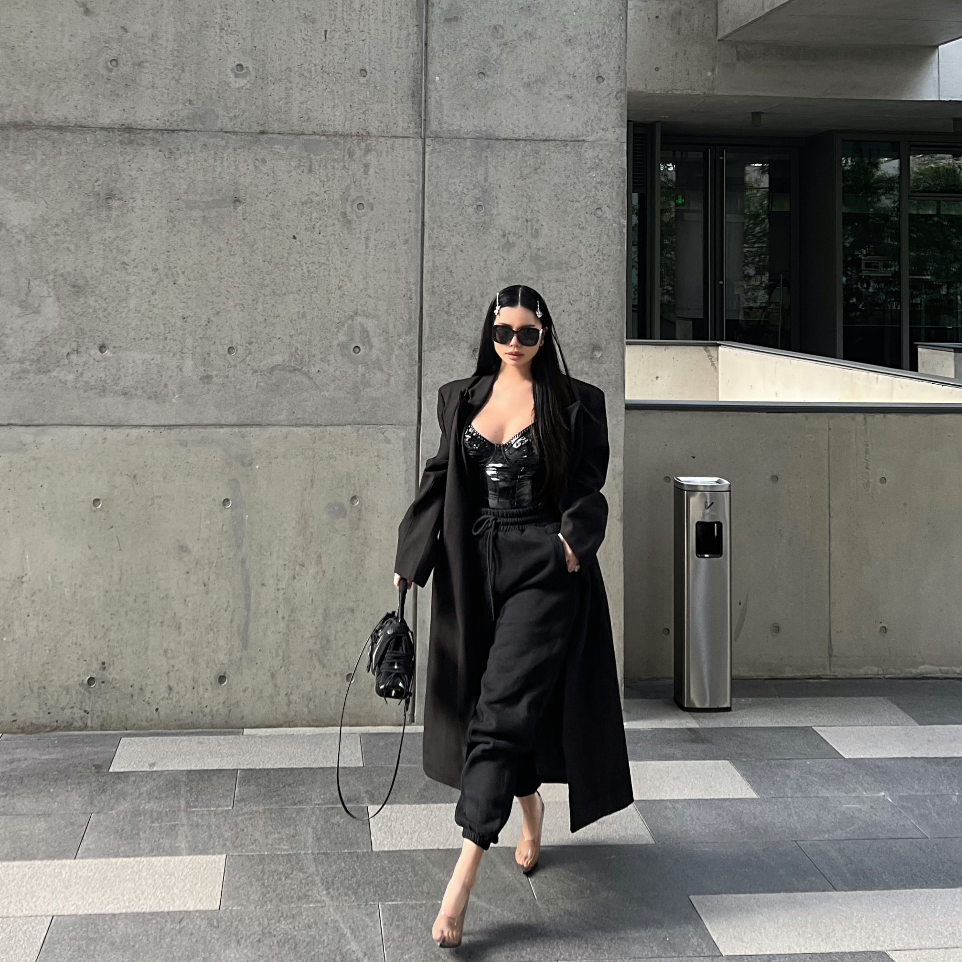 长袖长款欧美垫肩廓形西装大衣