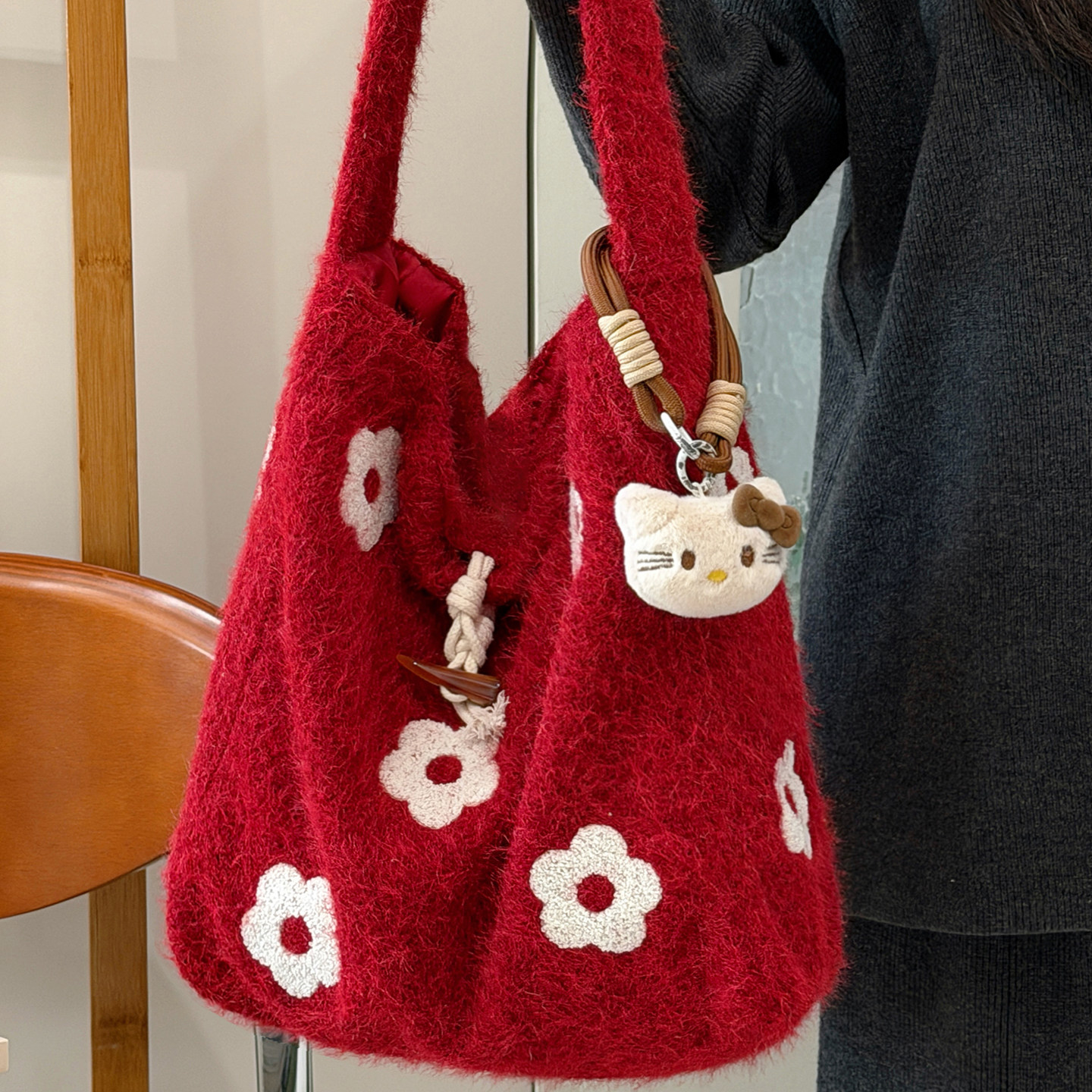 红色毛呢包包女秋冬季毛绒绒托特包学生简约休闲大容量手提单肩包