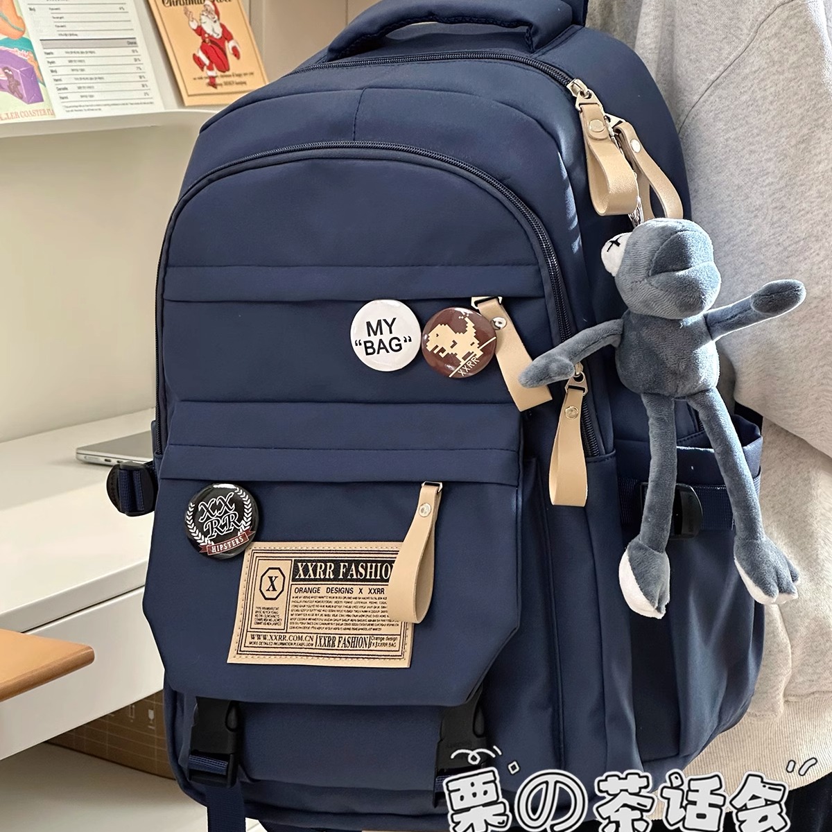 谁懂啊！介潮酷书包尊嘟百搭！