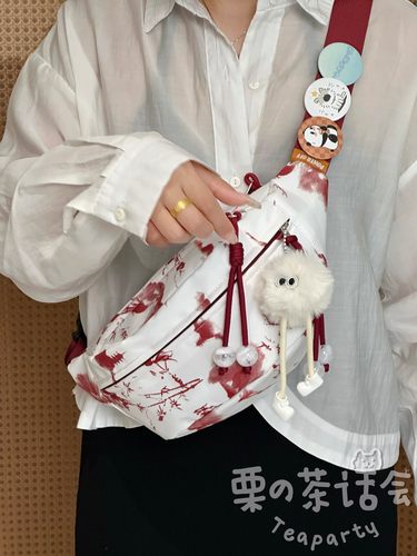 新中式国风小众胸包女斜挎包学生简约百搭小挎包手机包包休闲腰包