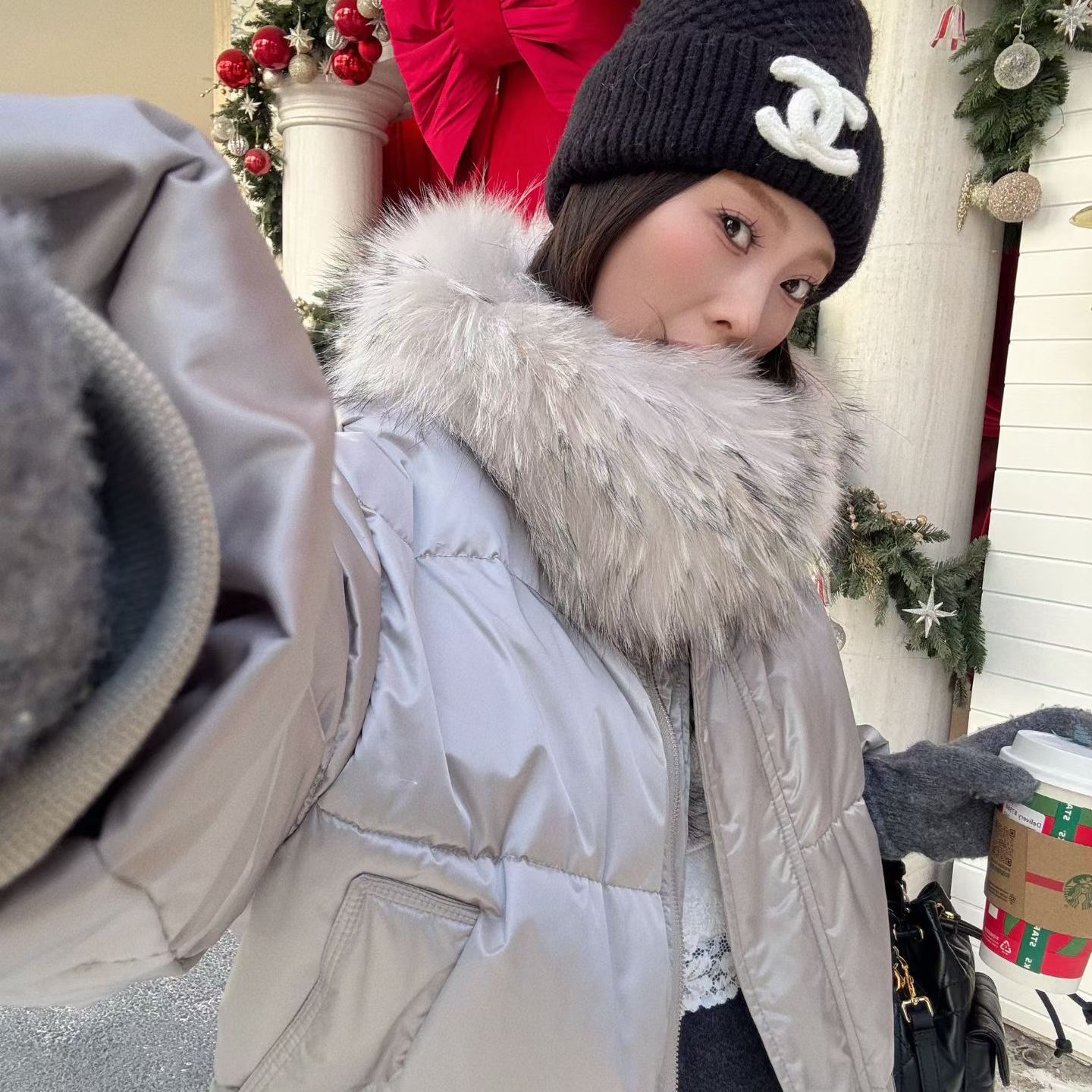 冬季90白鸭绒狐狸毛领女羽绒服