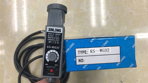 新龙XINLONG 光电眼跟踪器包装机械色标传感器KS-WG32，白和绿光 - 封面