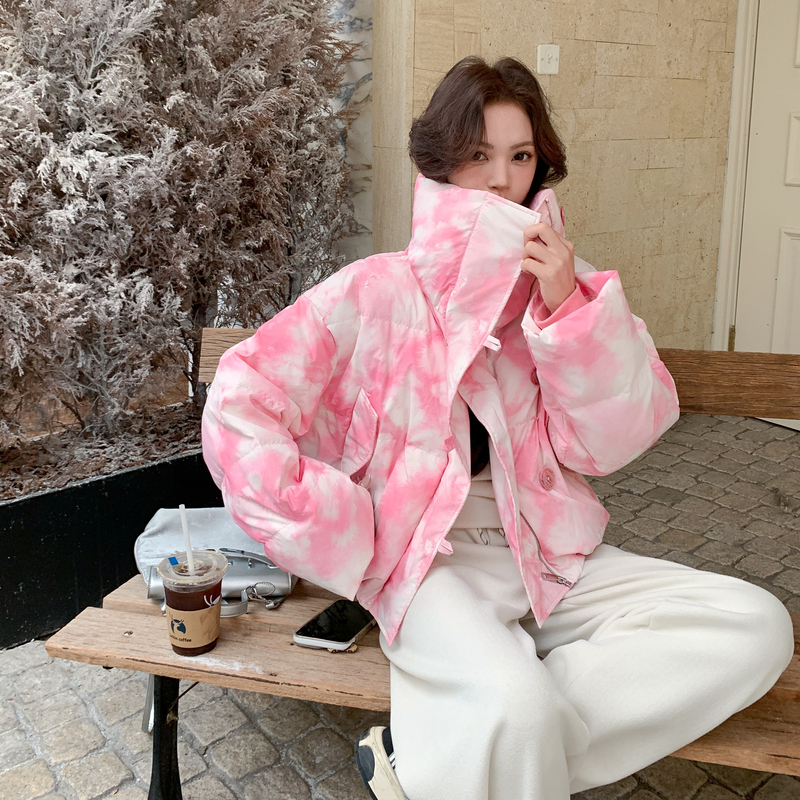 新款现货!扎染印花设计款时尚防风短款羽绒服278-8811-P265K398,女装羽绒服,三七家 新款现货!扎染印花设计款时尚防风短款羽绒服278-8811-P265K398,女装羽绒服,三七家